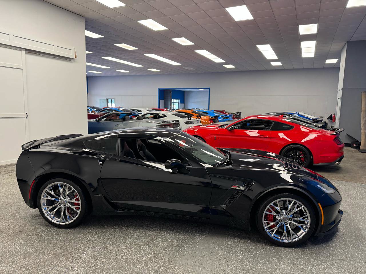 Used 2016 Chevrolet Corvette Z06 w/ 2LZ Preferred Equipment Group image 8