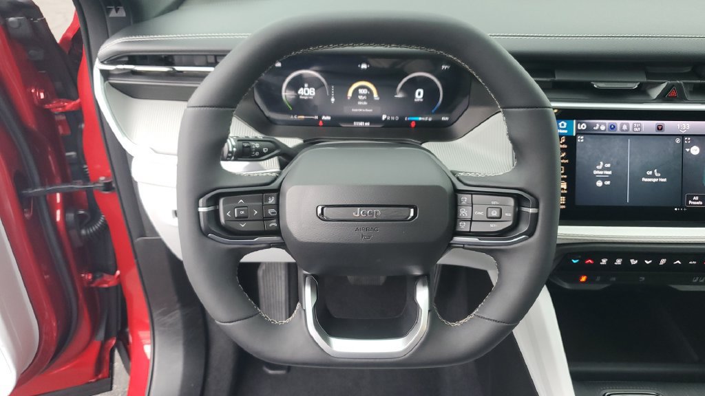 Used 2026 Jeep Cherokee Limited AWD/4WD image 30