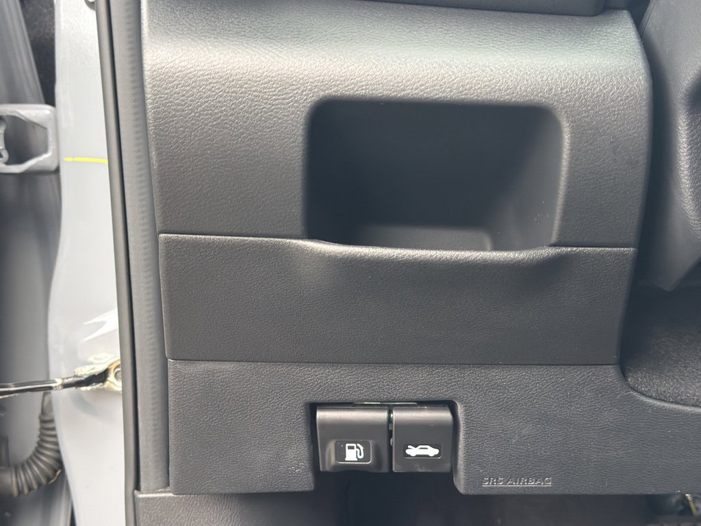 Certified 2023 Nissan Kicks SR image 21