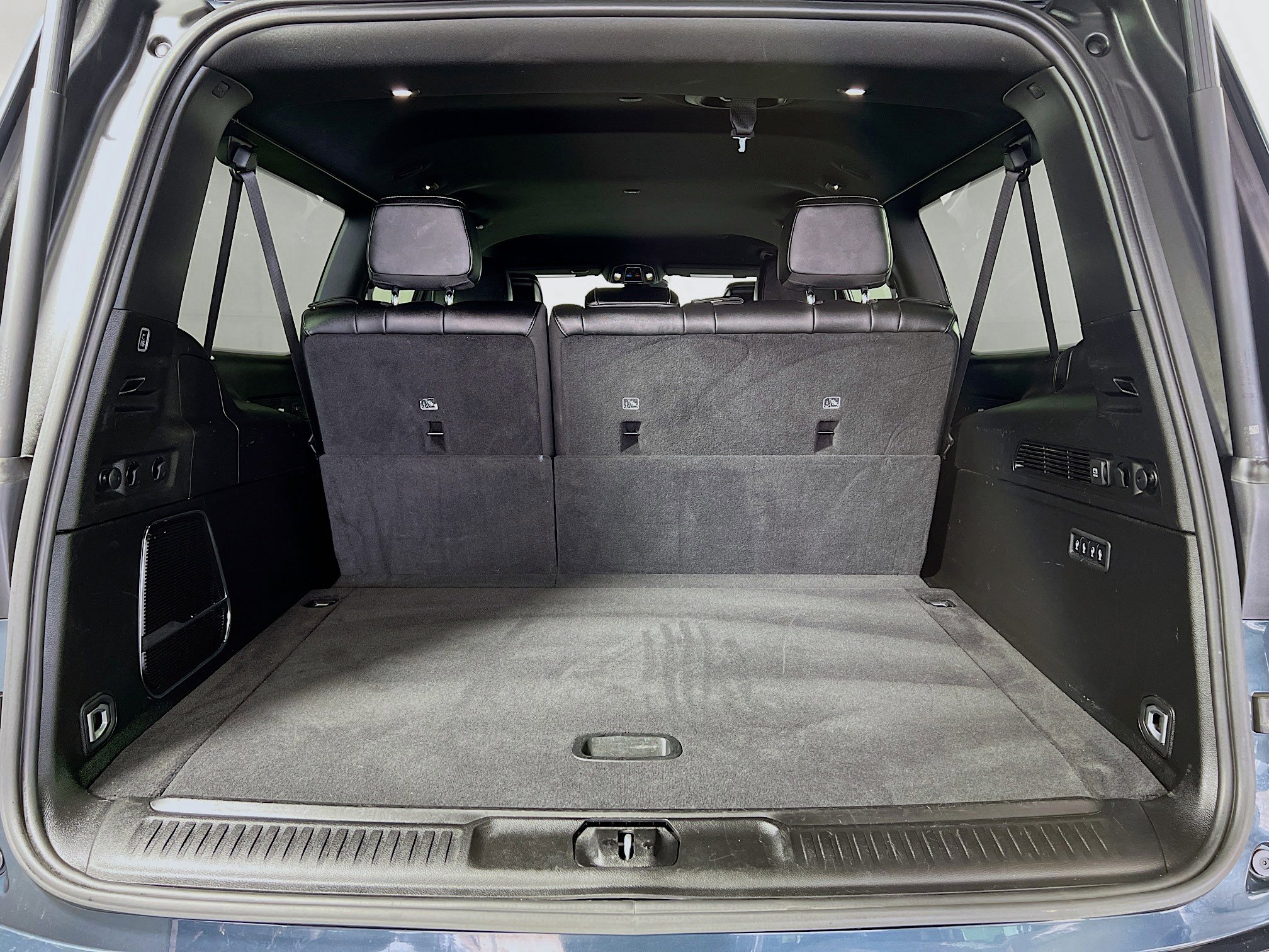 Used 2024 Jeep Wagoneer L Series II w/ Flexible Seating Group image 23