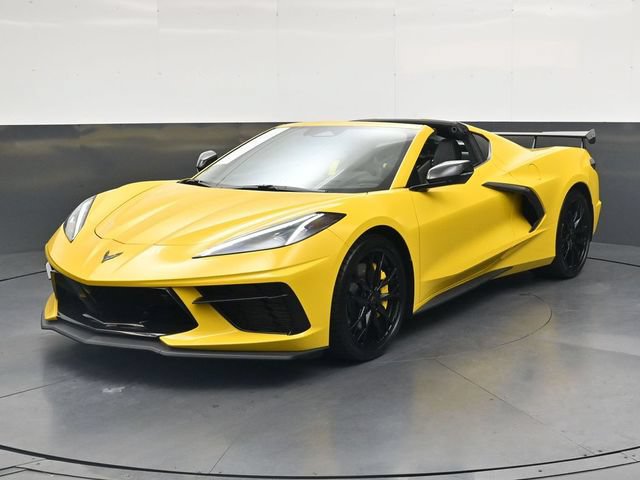 Used 2025 Chevrolet Corvette Stingray Premium Cpe w/ Z51 Performance Package RWD image 10