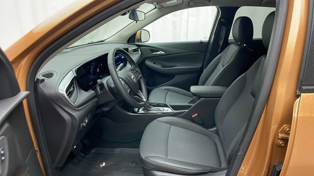 Certified 2024 Buick Encore GX Preferred w/ Comfort Package image 5