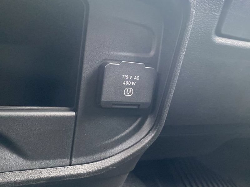 New 2026 RAM 3500 Tradesman AWD/4WD image 32