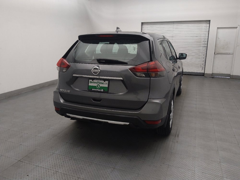 Used 2020 Nissan Rogue S FWD image 7