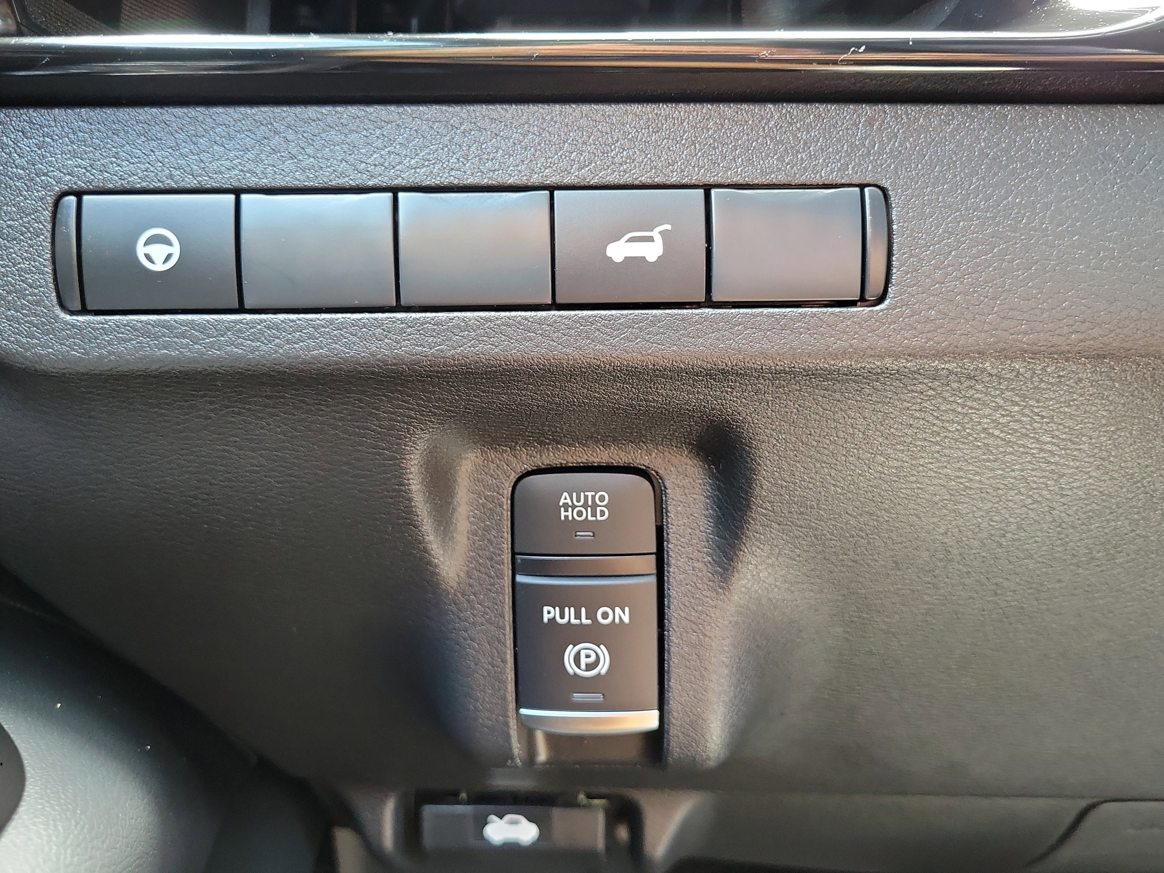 Certified 2025 Nissan Murano SV AWD/4WD image 29