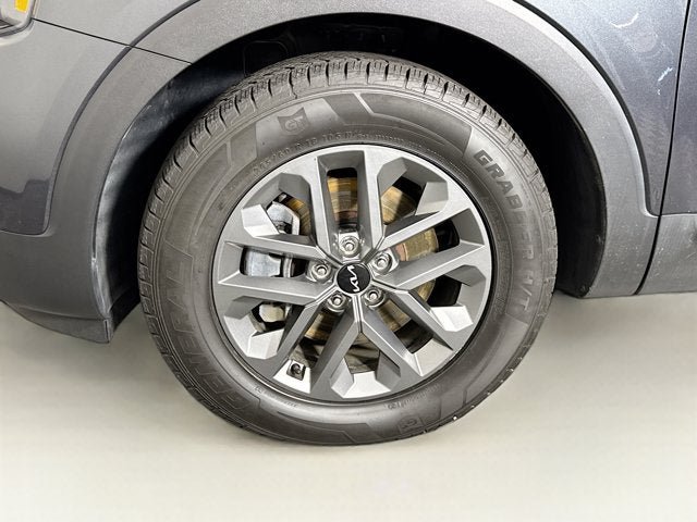 Certified 2024 Kia Telluride LX AWD/4WD image 29