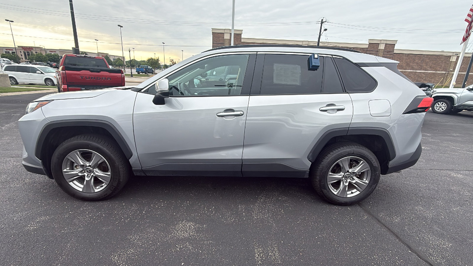 Certified 2025 Toyota RAV4 XLE AWD/4WD image 4