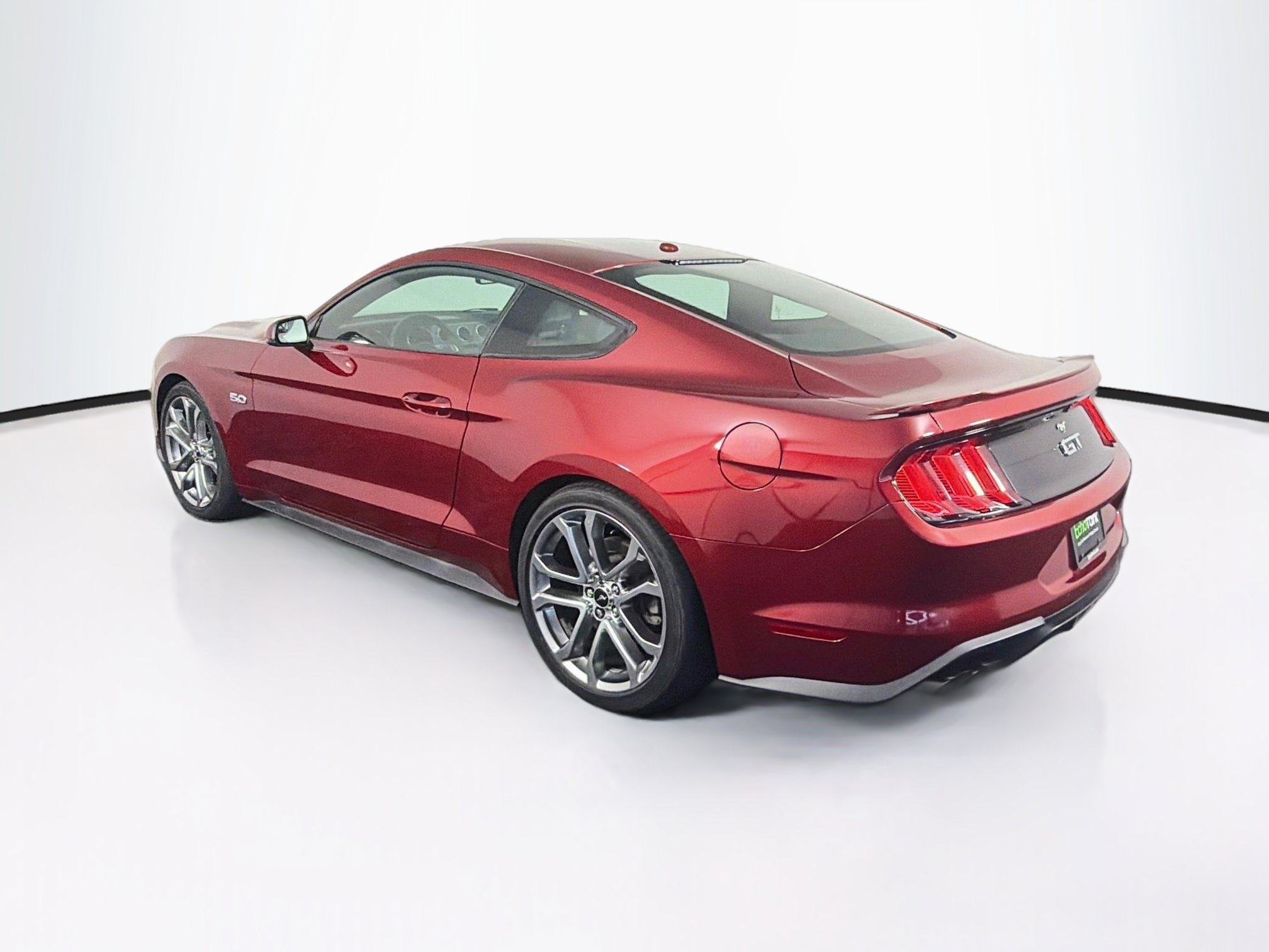 Used 2018 Ford Mustang GT Premium RWD image 5