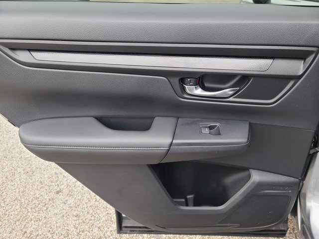Used 2025 Honda CR-V LX image 13