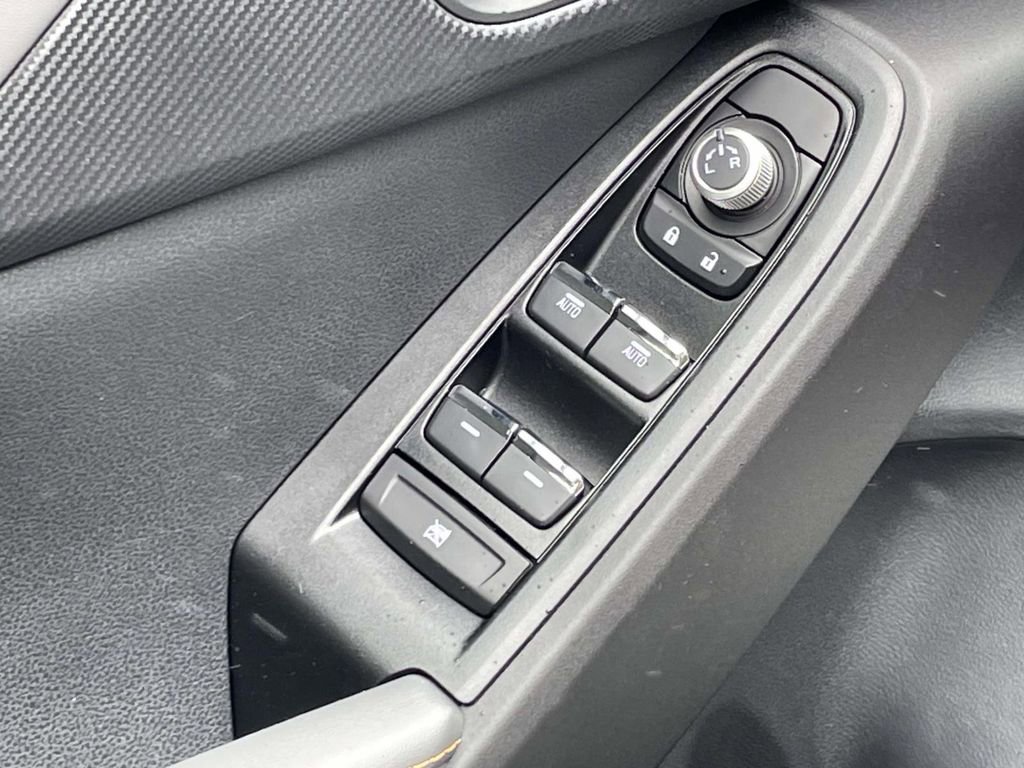 New 2025 Subaru Crosstrek 2.5i Limited w/ Crosstrek Mirror Package image 16