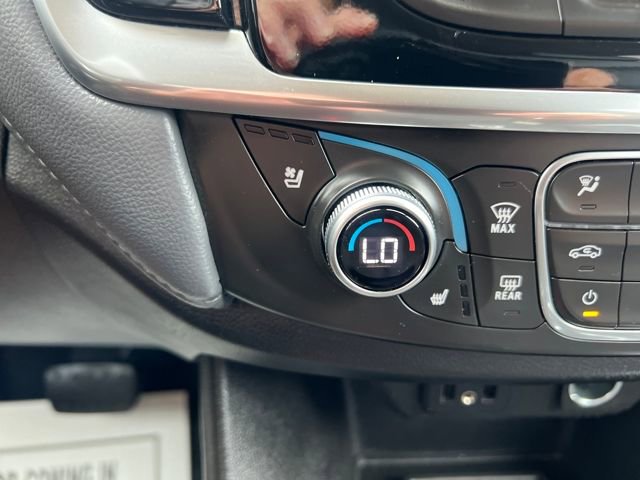 Used 2018 Chevrolet Traverse Premier image 27