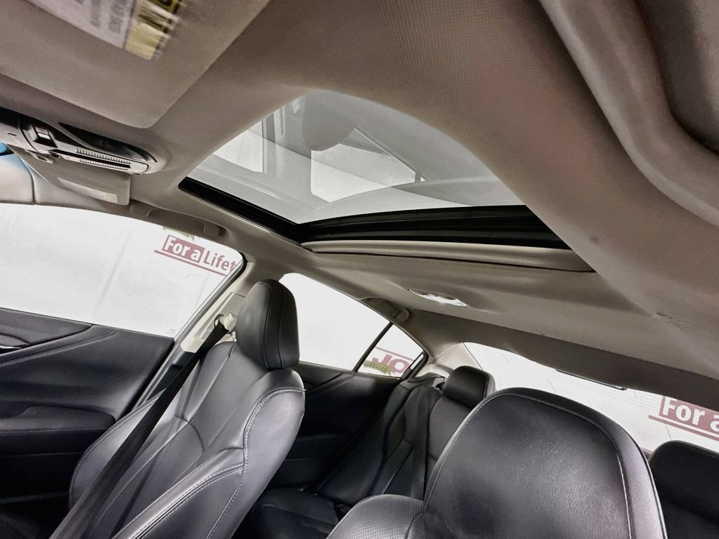 Used 2022 Subaru Legacy Limited AWD/4WD image 11