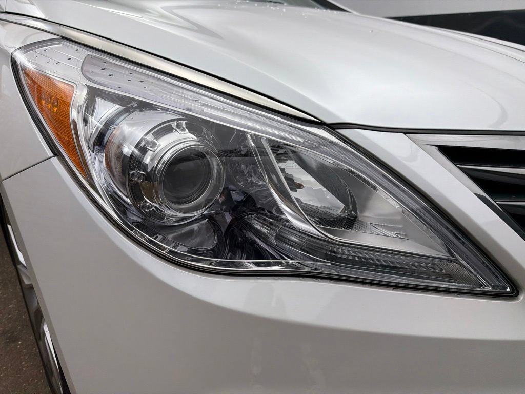 Used 2017 Hyundai Azera Limited FWD image 32