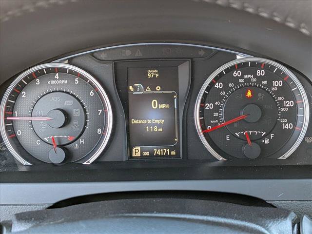 Used 2016 Toyota Camry SE FWD image 11