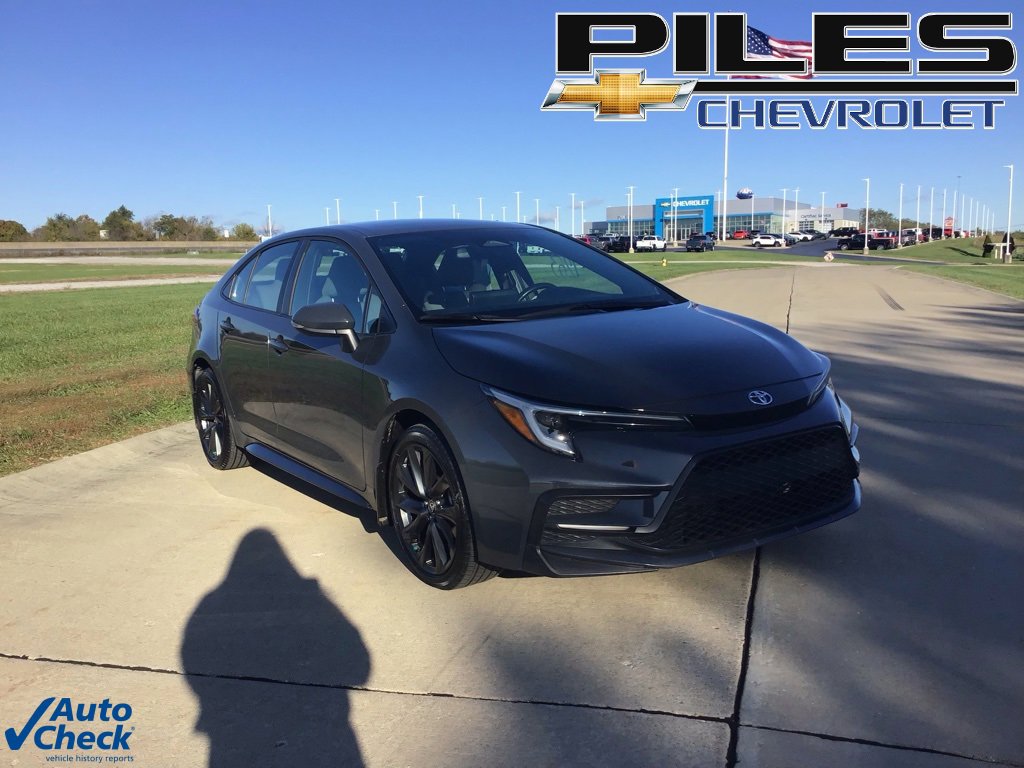 Used 2024 Toyota Corolla SE