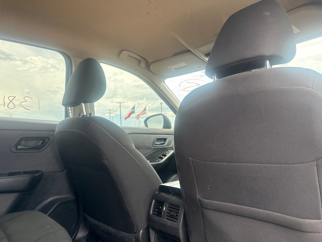 Used 2023 Nissan Rogue S FWD image 28