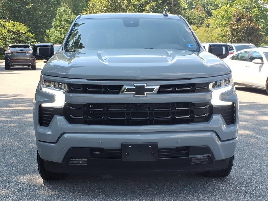 Used 2025 Chevrolet Silverado 1500 RST w/ Convenience Package II AWD/4WD image 2