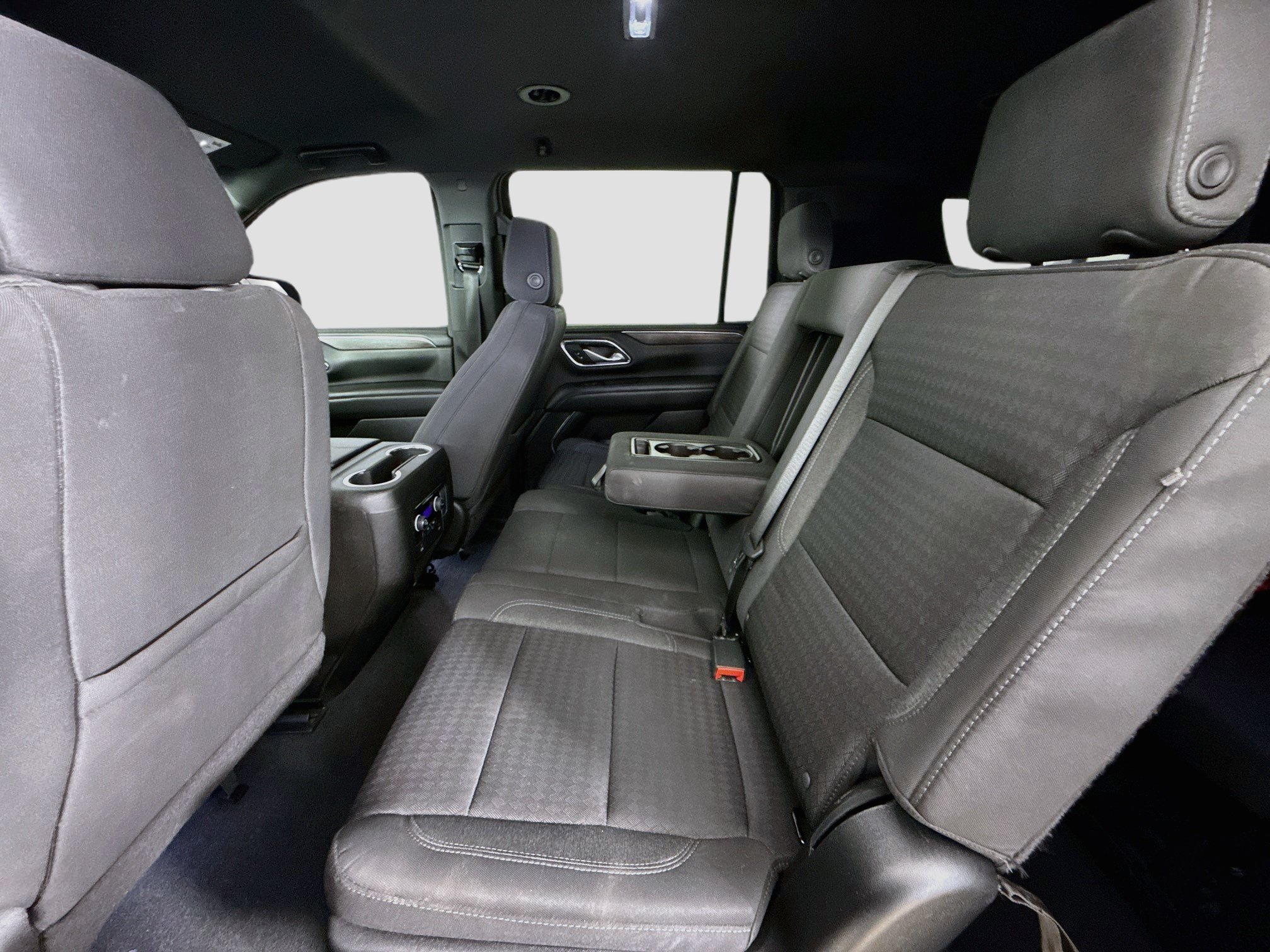Used 2023 Chevrolet Suburban LS RWD image 24