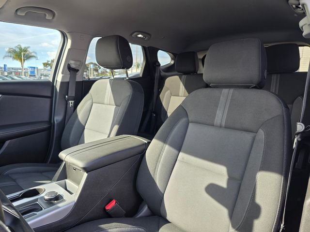 Used 2025 Chevrolet Blazer LT AWD/4WD image 16