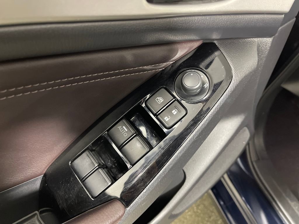 Used 2017 MAZDA MAZDA3 Touring image 16