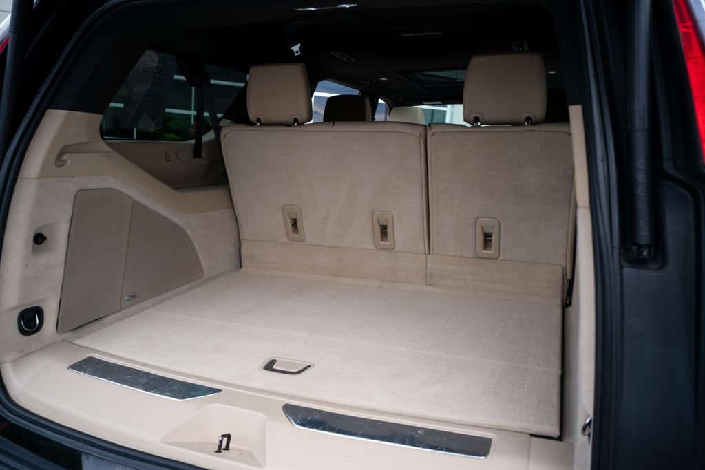 Used 2022 Cadillac Escalade ESV Premium Luxury AWD/4WD image 51