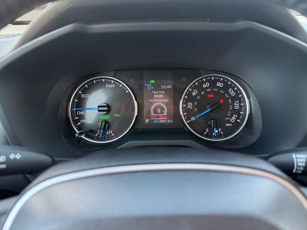 Used 2022 Toyota RAV4 XLE Premium image 19