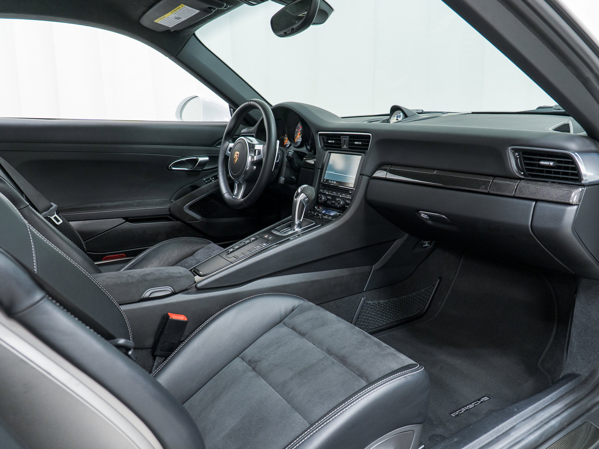 Certified 2014 Porsche 911 GT3 image 27