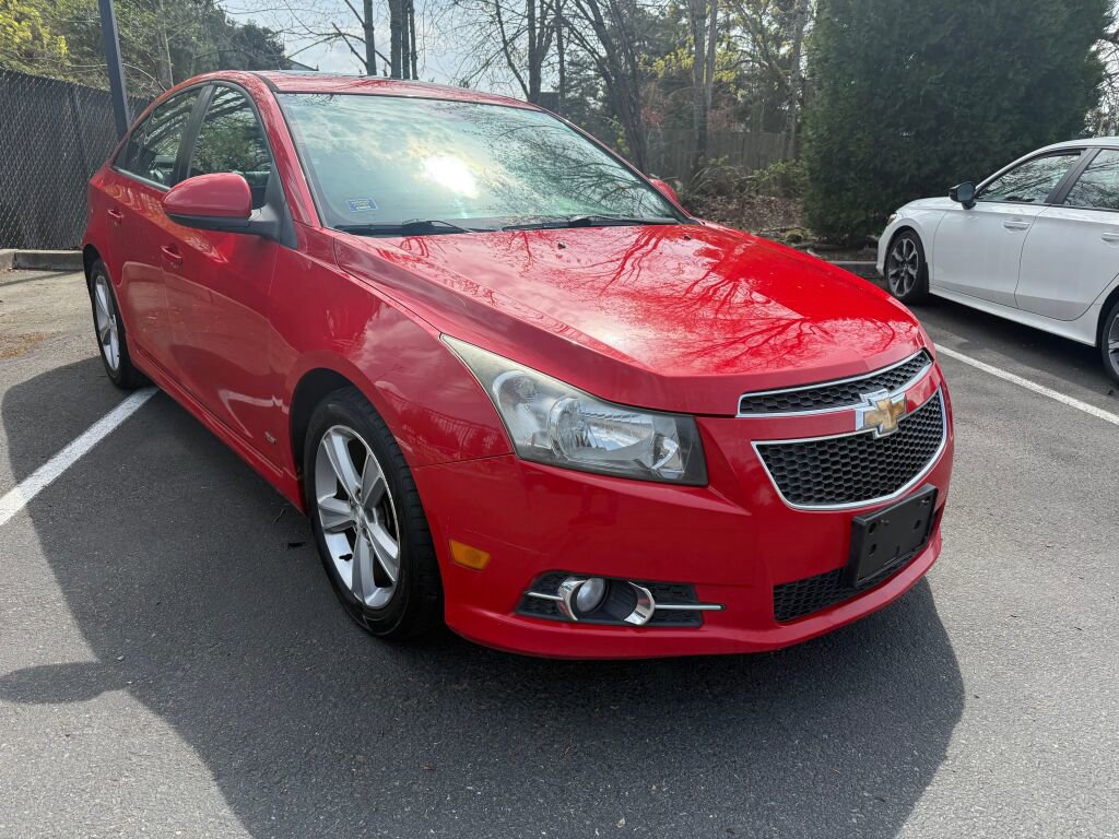Used 2013 Chevrolet Cruze LT w/ Enhanced Safety Package image 2