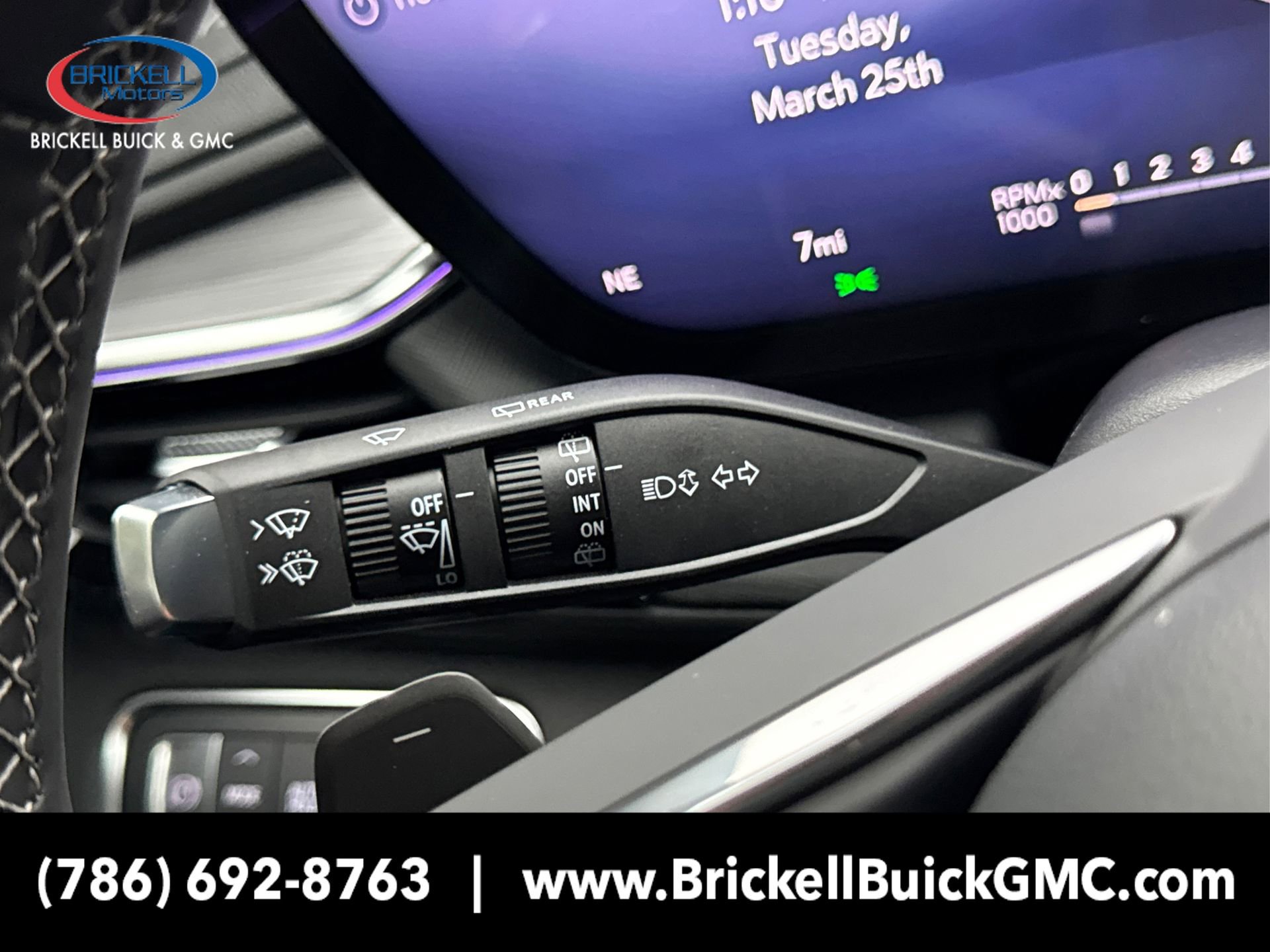 New 2025 Buick Enclave Preferred w/ Power Package image 33