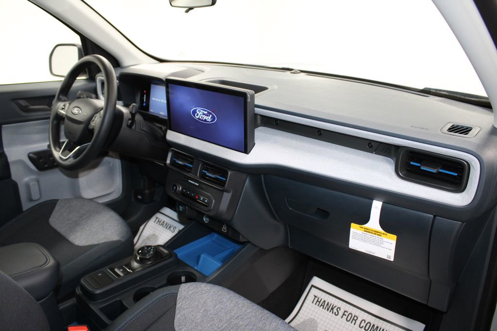 New 2025 Ford Maverick XLT image 28