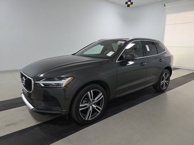 Used 2020 Volvo XC60 T5 Momentum FWD image 3