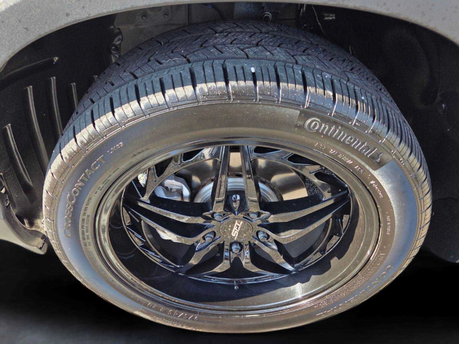 Used 2025 Honda Passport Black Edition image 14