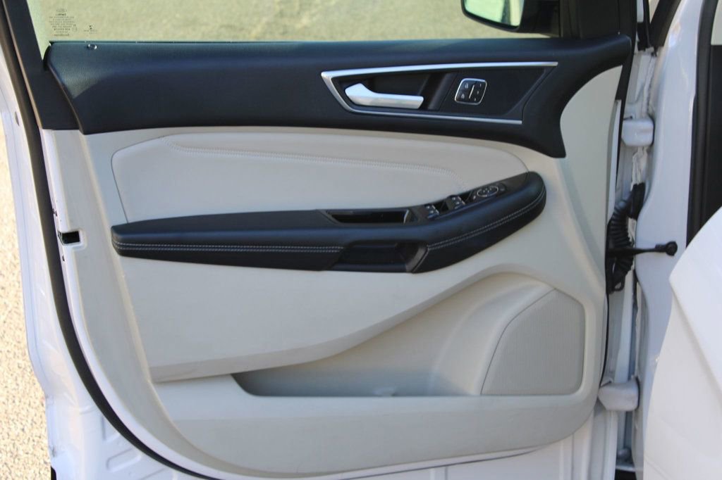 Used 2017 Ford Edge Titanium w/ Equipment Group 301A image 19