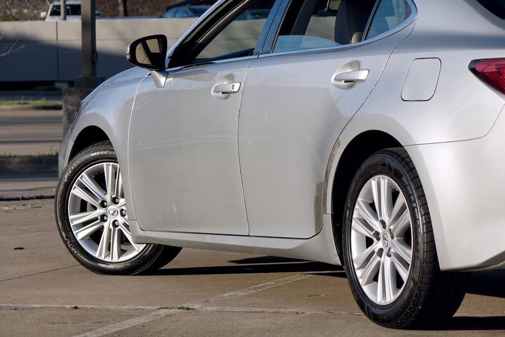 Used 2014 Lexus ES 350 w/ Premium Package image 35