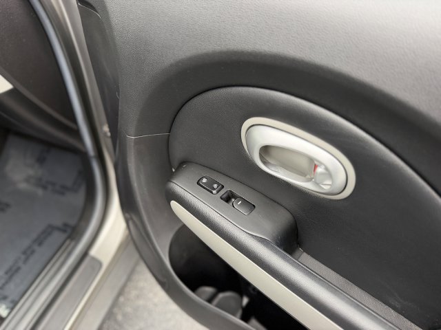 Used 2015 Kia Soul FWD image 32