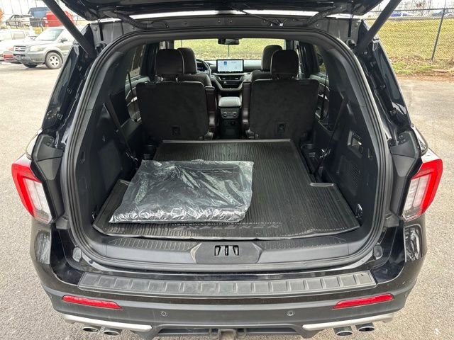 Used 2025 Ford Explorer Platinum w/ Ultimate Package image 33