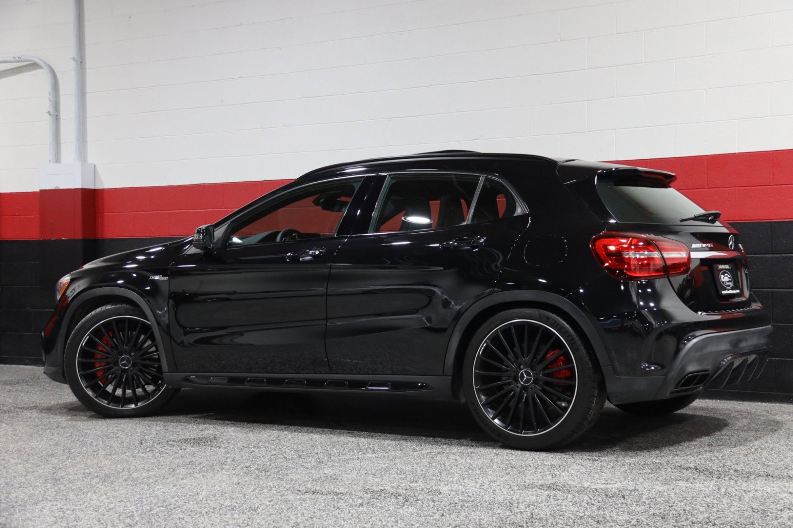 Used 2018 Mercedes-Benz GLA 45 AMG 4MATIC w/ Multimedia Package image 23