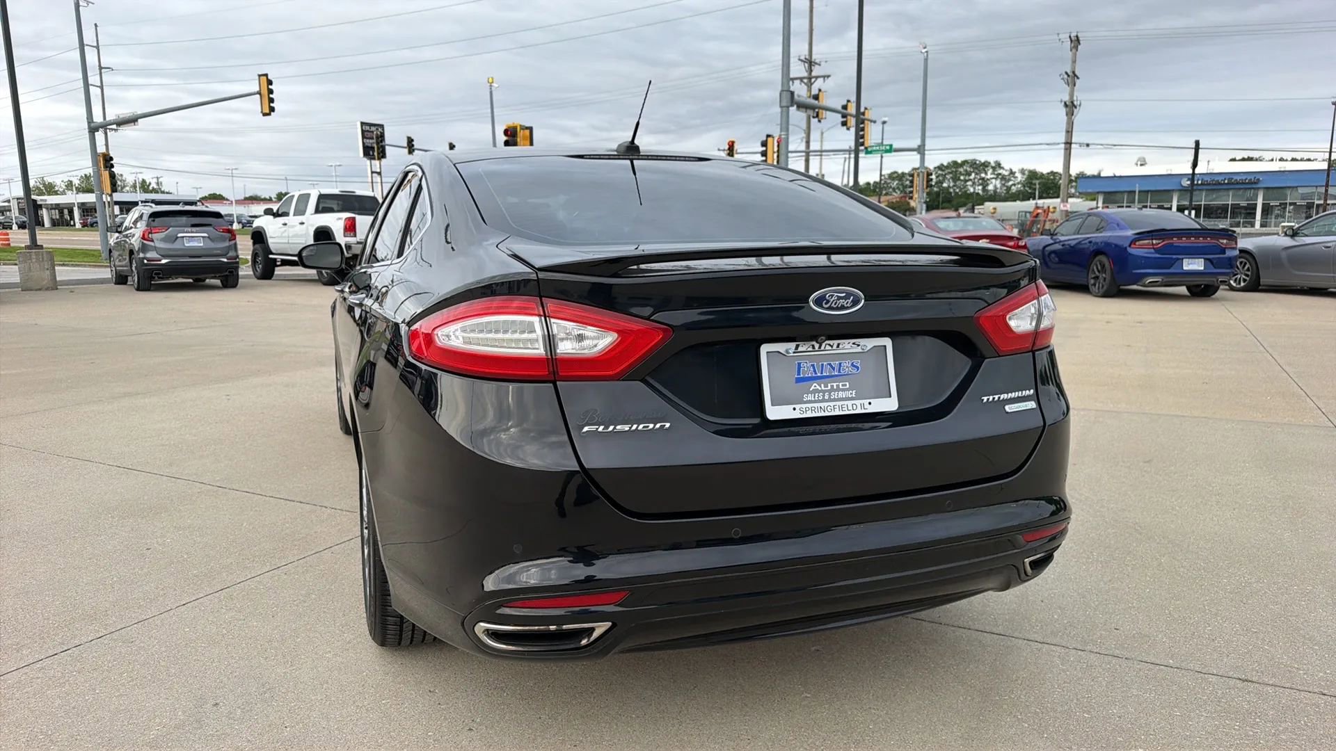 Used 2016 Ford Fusion Titanium FWD image 16