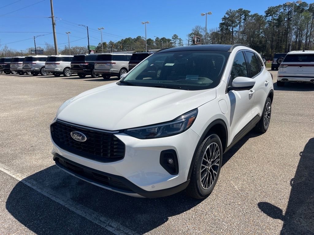 New 2025 Ford Escape SE w/ PHEV Premium Package image 2