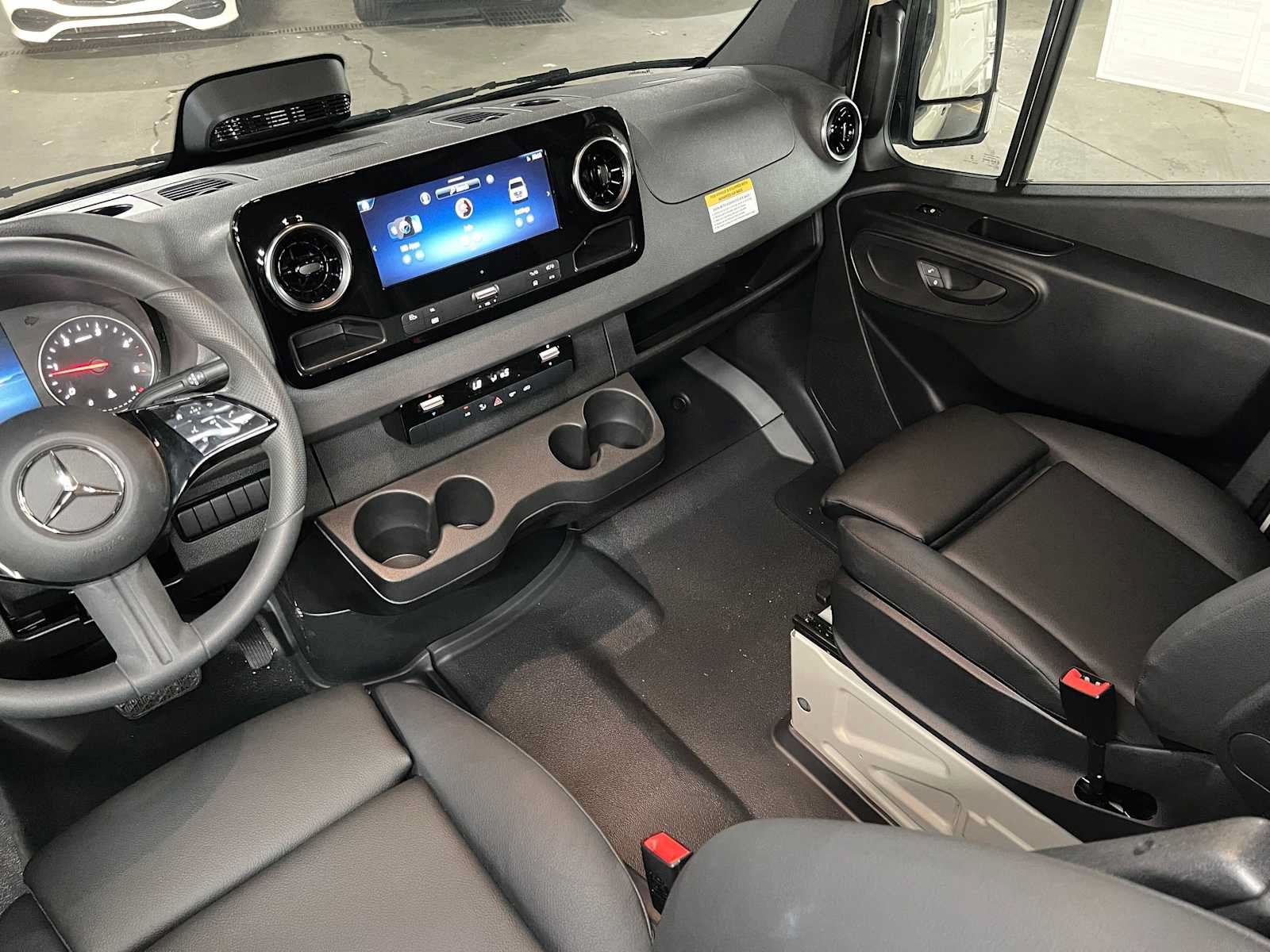 New 2025 Mercedes-Benz Sprinter 2500 image 37