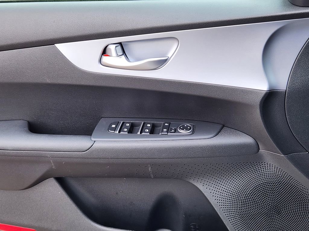 Certified 2023 Kia Forte LXS image 6