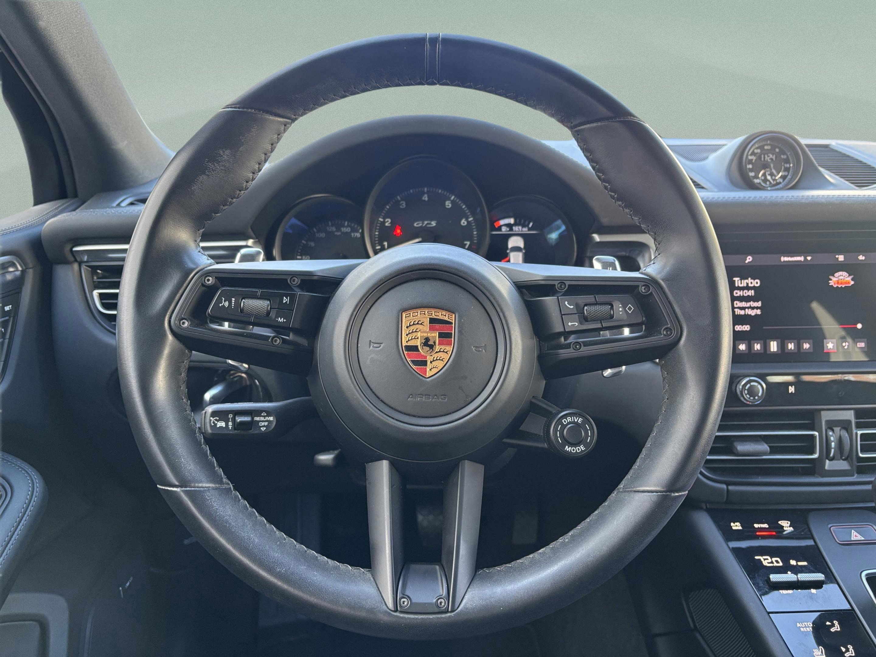 Used 2022 Porsche Macan GTS image 26