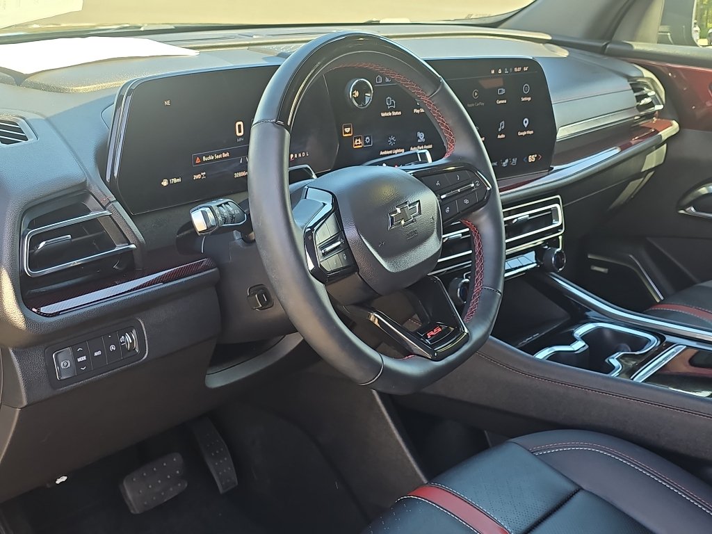 Used 2024 Chevrolet Traverse RS AWD/4WD image 16