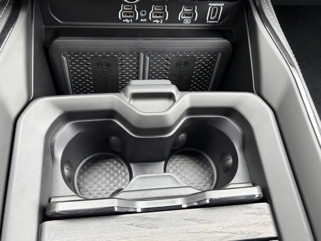 New 2026 RAM 3500 Limited AWD/4WD image 23