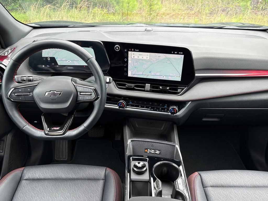 Used 2025 Chevrolet Equinox RS w/ Convenience Package III FWD image 23