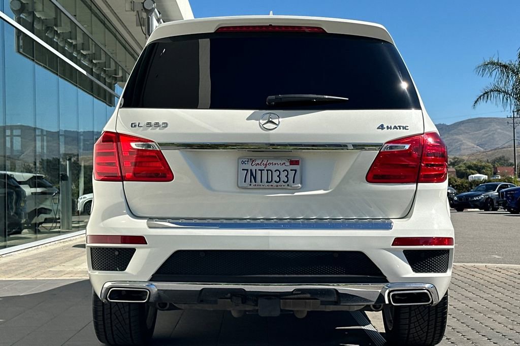 Used 2016 Mercedes-Benz GL 550 4MATIC image 4