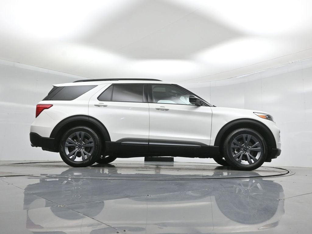Certified 2023 Ford Explorer XLT w/ Equipment Group 202A image 51