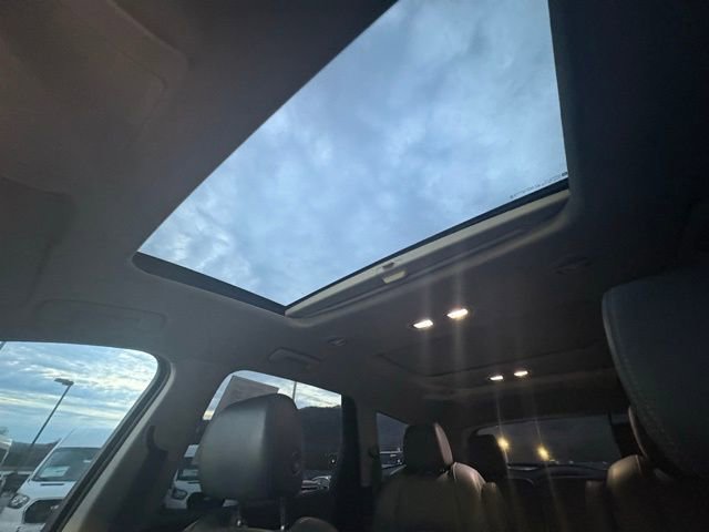 Used 2021 Buick Enclave Essence w/ Sound and Sites Package image 26