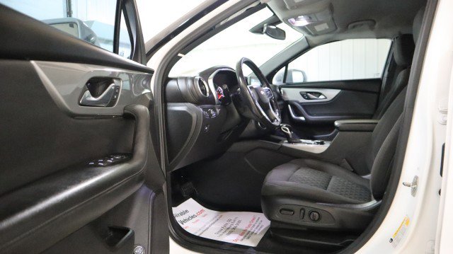 Used 2020 Chevrolet Blazer LT FWD image 9