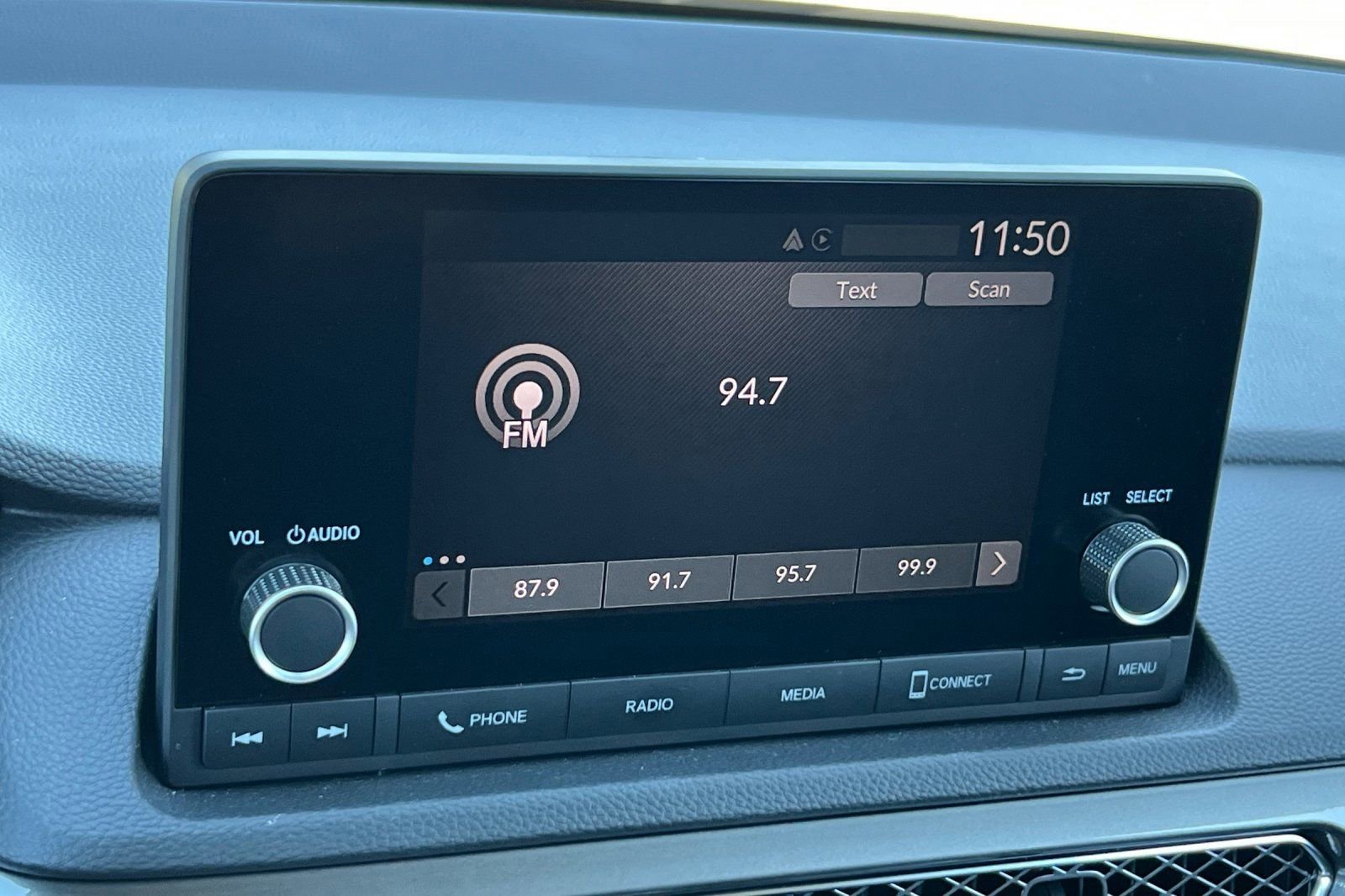 Used 2025 Acura Integra FWD image 19